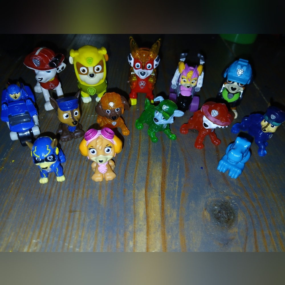 Paw Patrol Action Figures Set - Blue, Red, Green, Yellow